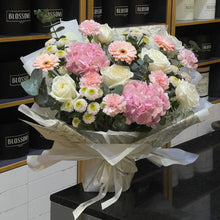 Muscat flower delivery