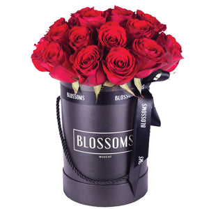 BLOSSOMS Classic Hat Box | Blossoms Oman