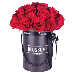 BLOSSOMS Classic Hat Box | Blossoms Oman